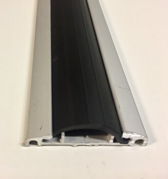 Dekorlist aluminiumlist och plastlist 