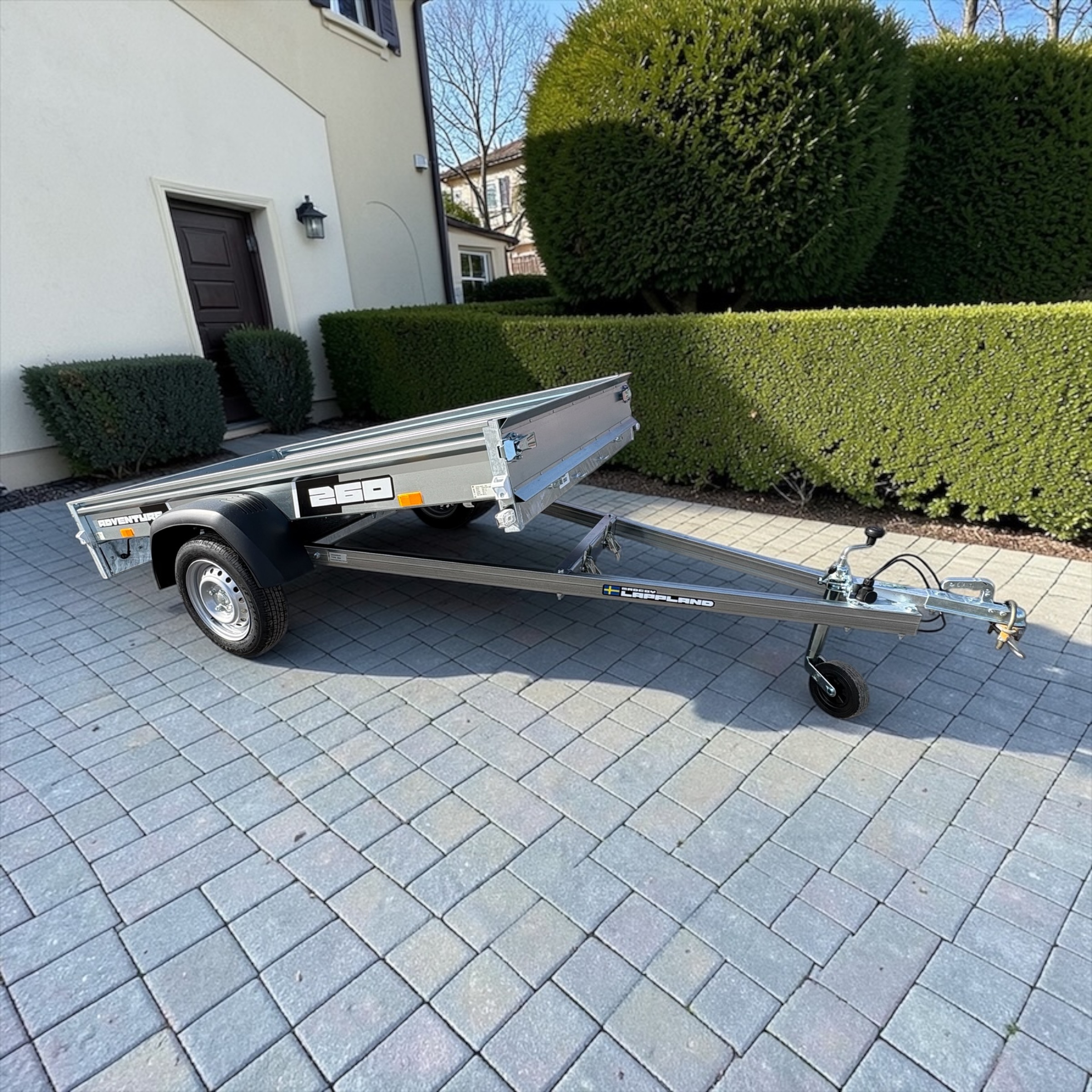 4P Adventure 260A  135x260cm -750 kg KOMPOSITFLAK - 2