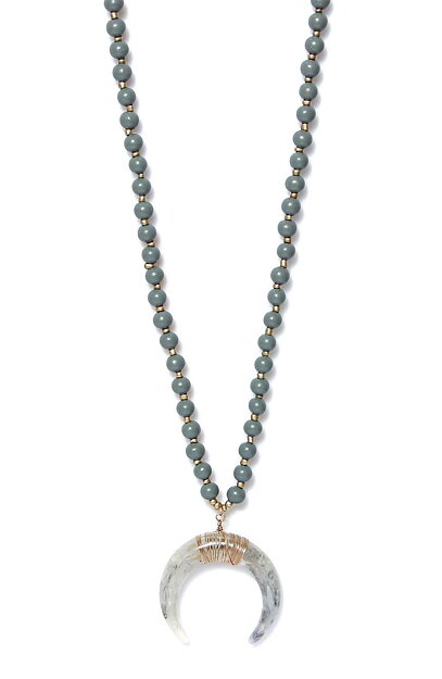 Halsband 740