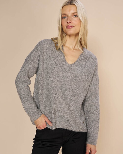 Jumper Thora v-ringad gråmelerad