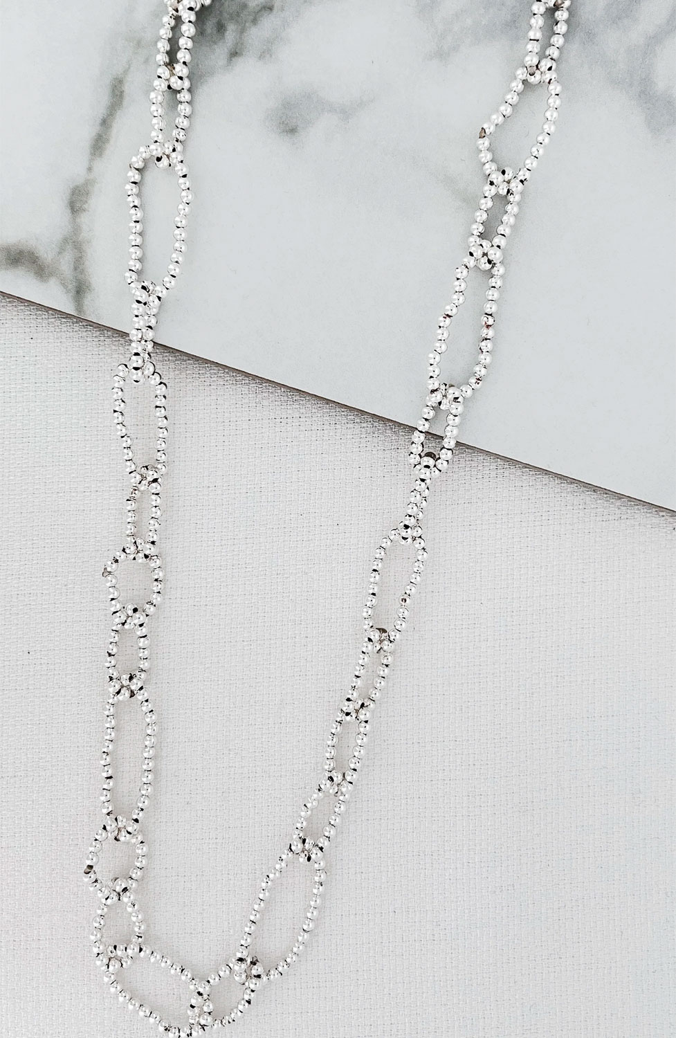 Halsband 3116 silverfärgat