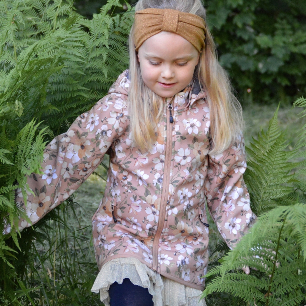  Softshell Girls Jacket w. Print - 8