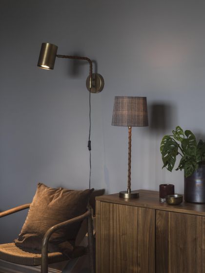 Vägglampa Nora 