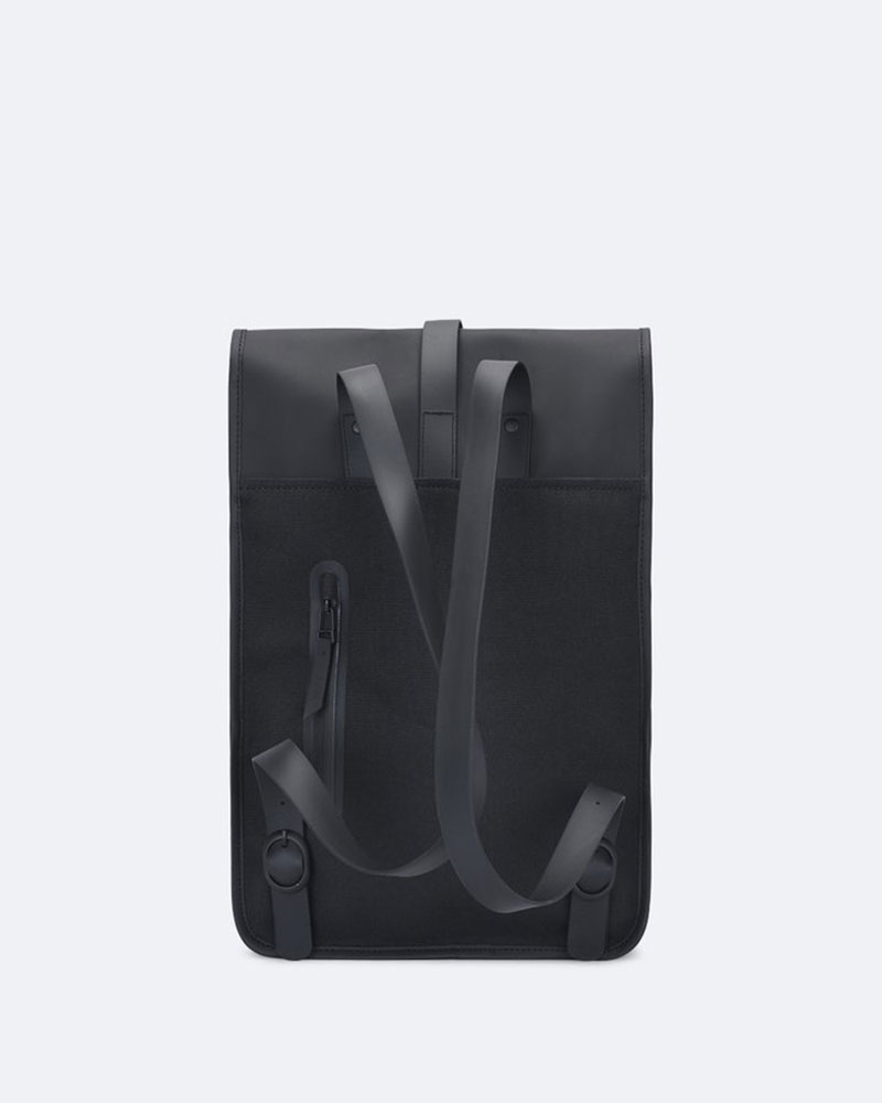 drawstring backpack rains