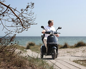 Promenadscooter Bäst i Test & MDR-certifierad Köp idag och upplev friheten