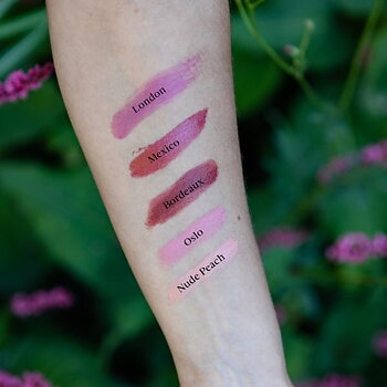 ZAO Cocoon Lipstick 415 Nude peach