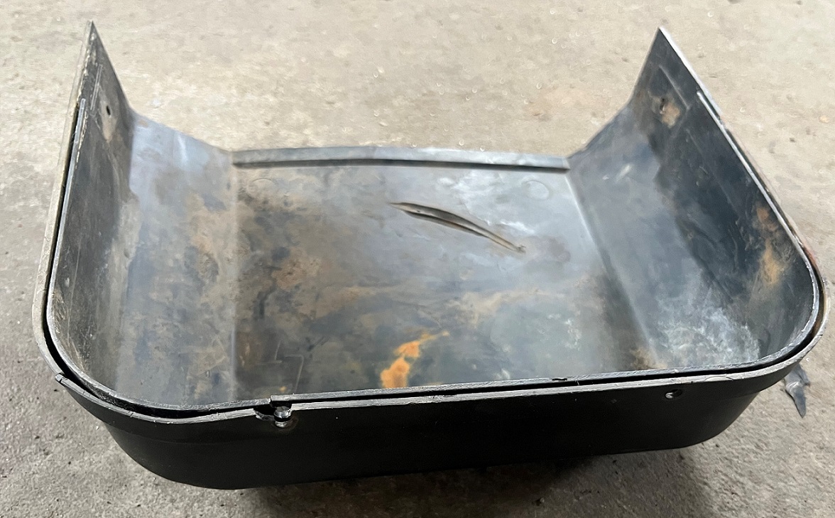 Dashboard cover BM 4706110 - 3