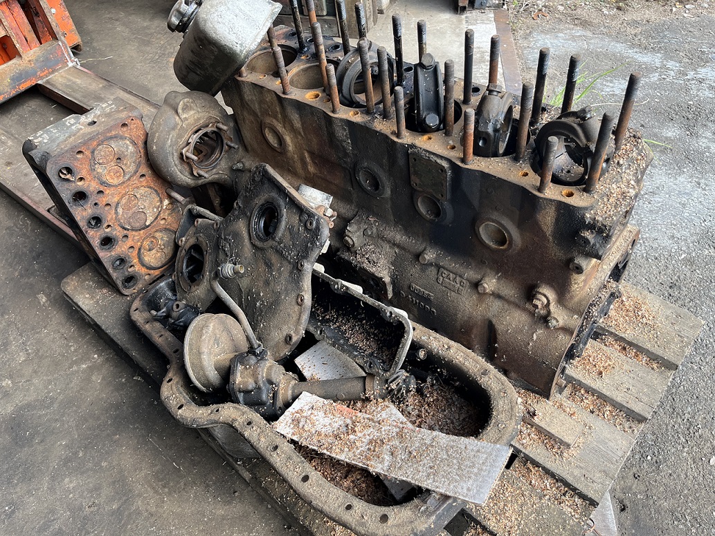 Spare part engine Volvo D47 - 5