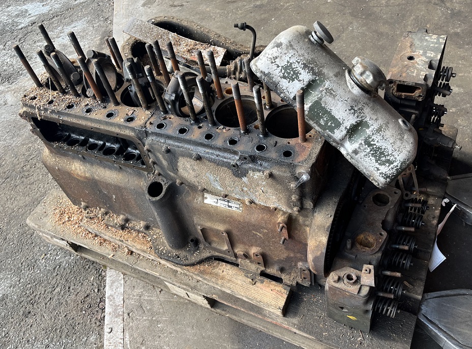 Spare part engine Volvo D47 - 2