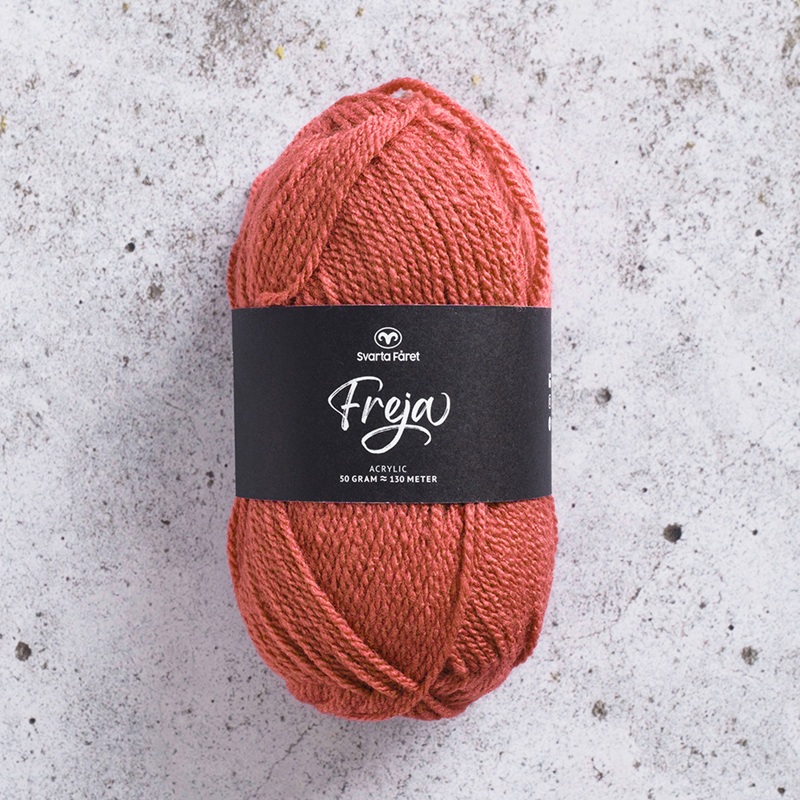 226287 Burnt Blush, Freja