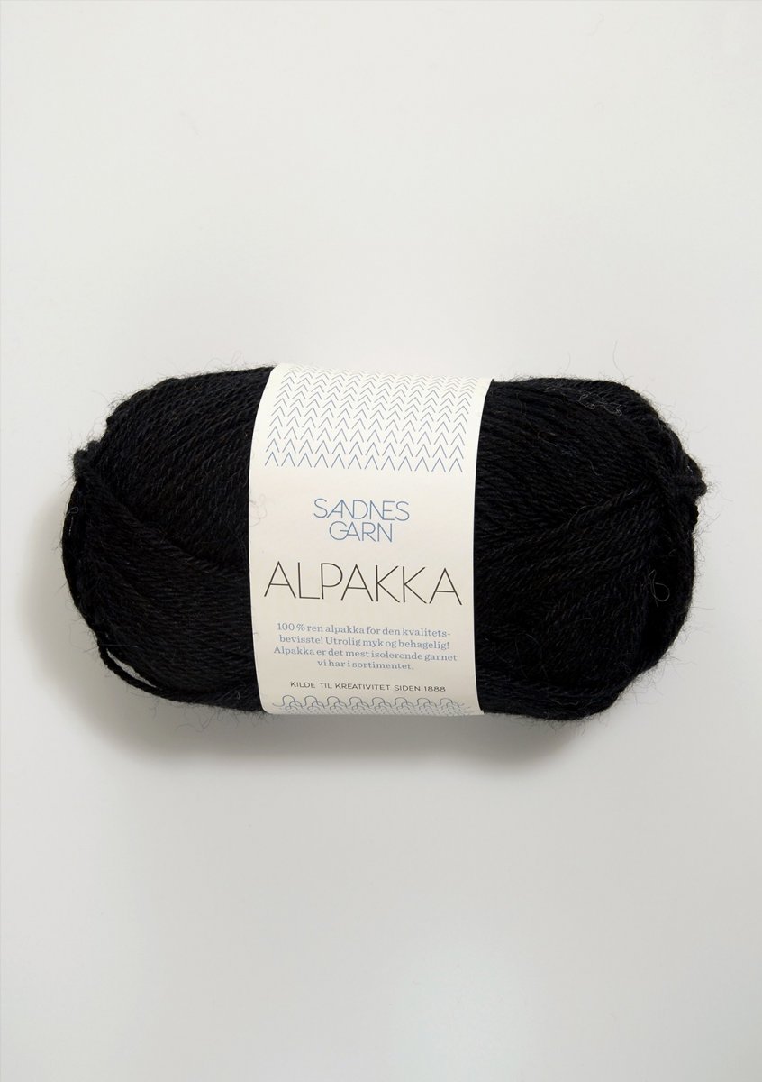 1099 Svart, Alpakka