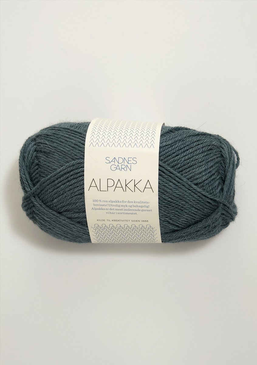 7572 Petroleum, Alpakka
