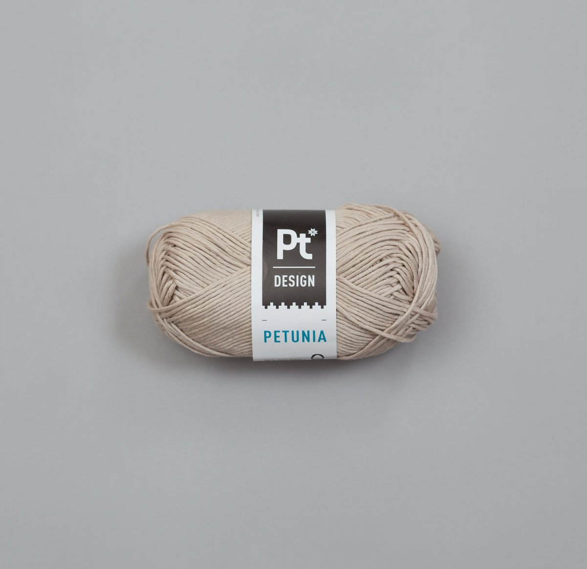 220 Beige, Petunia