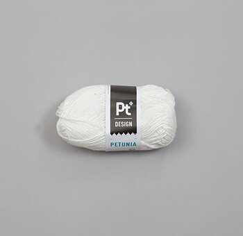 221 Grädde, Petunia