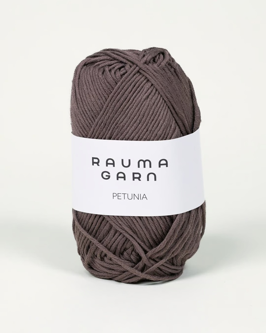 236 Brun, Petunia