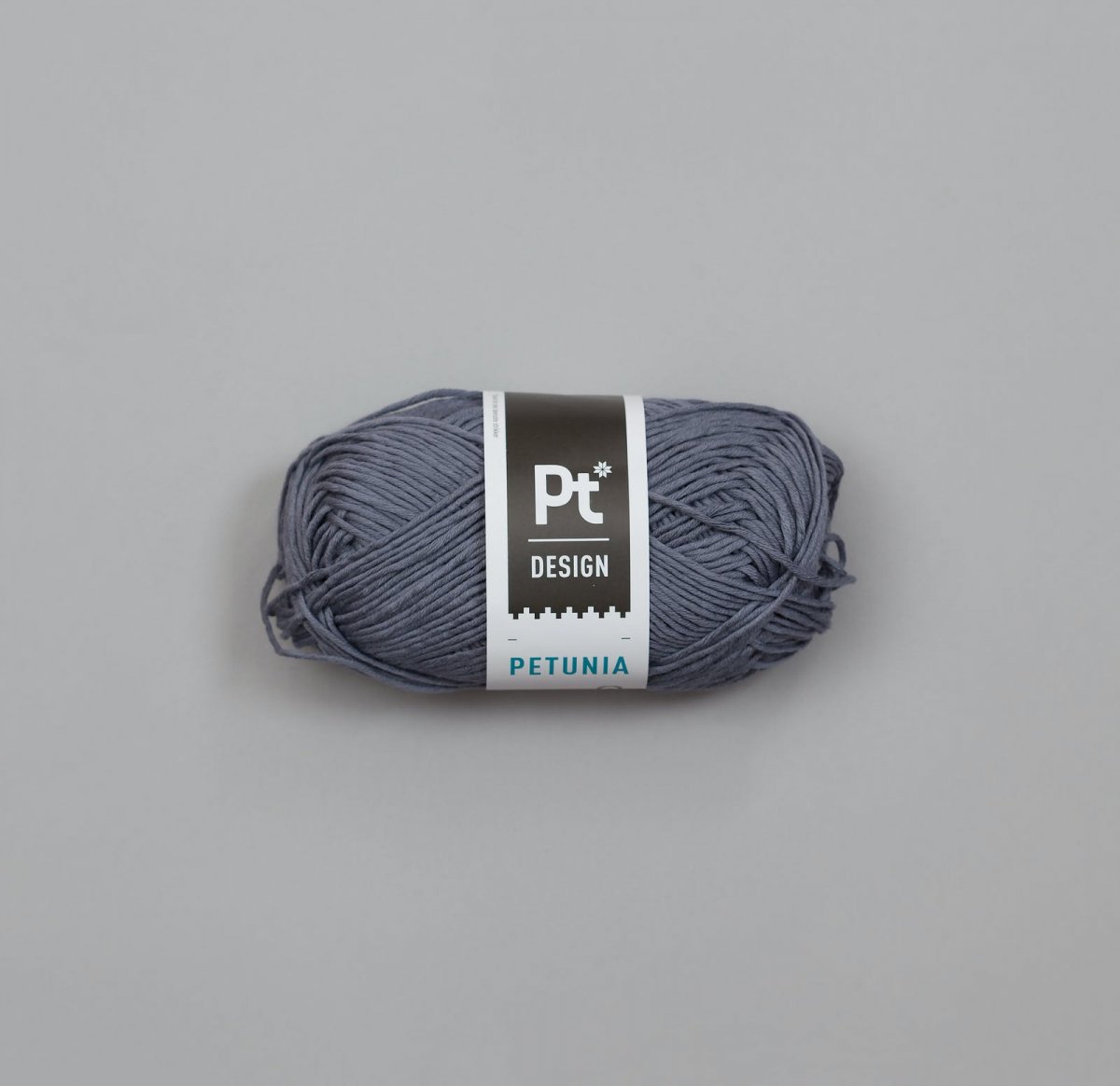 254 Gråblå, Petunia