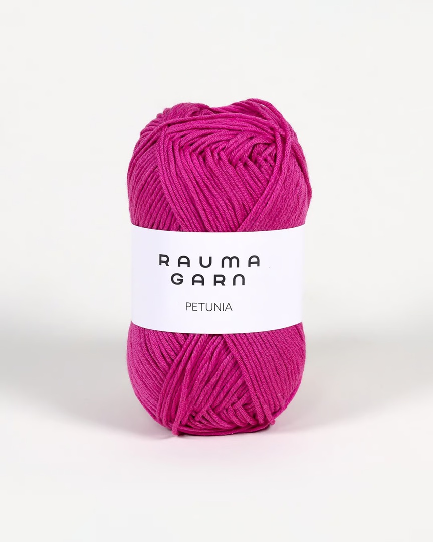 348 Cerise, Petunia