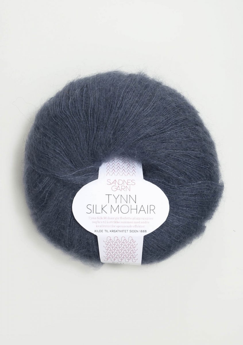 6081 Djupblå Tynn silkmohair