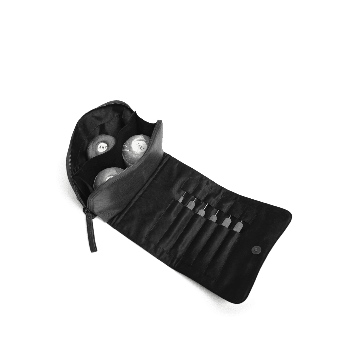 Hazel Black, Muud - 3