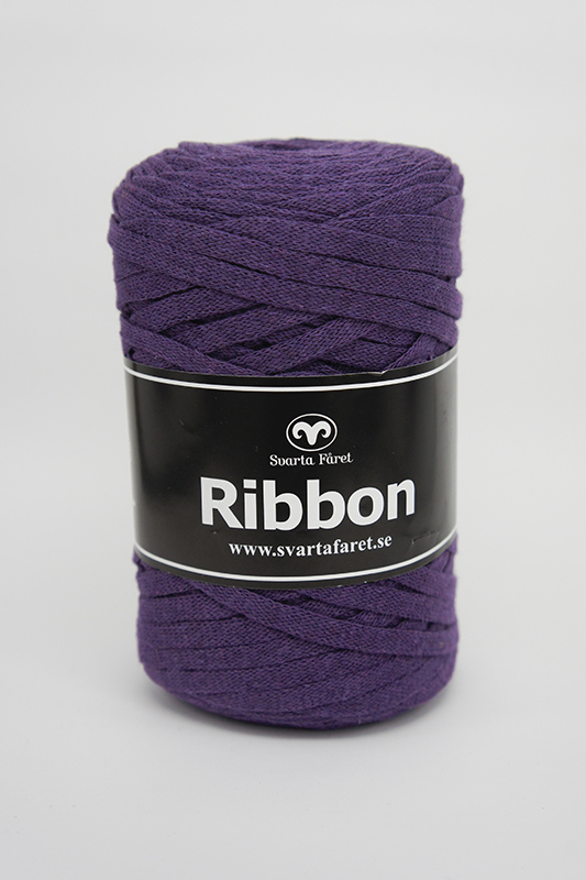 63 Mörklila, Ribbon