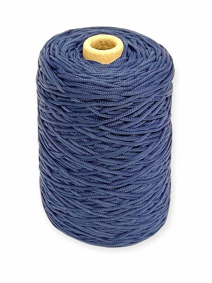 124 Indigo, Lina