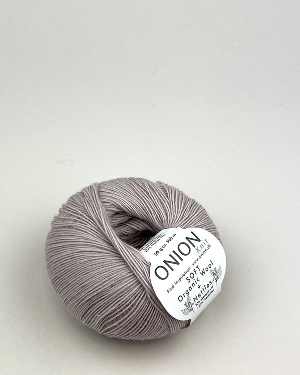 1522 Violet, Soft Wool Nettles