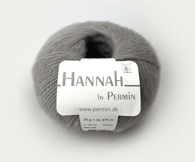 880108 Ljusgrå, Hannah