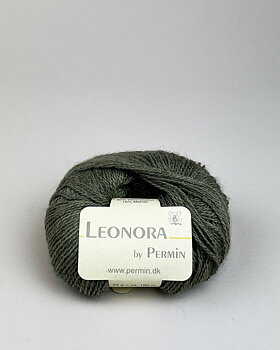 880435 Dark Army, Leonora