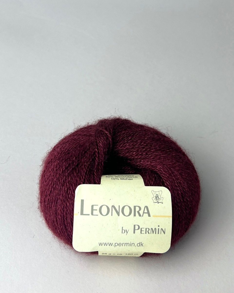880440 Höstbär, Leonora