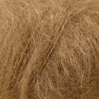 883280 Camel, Bella