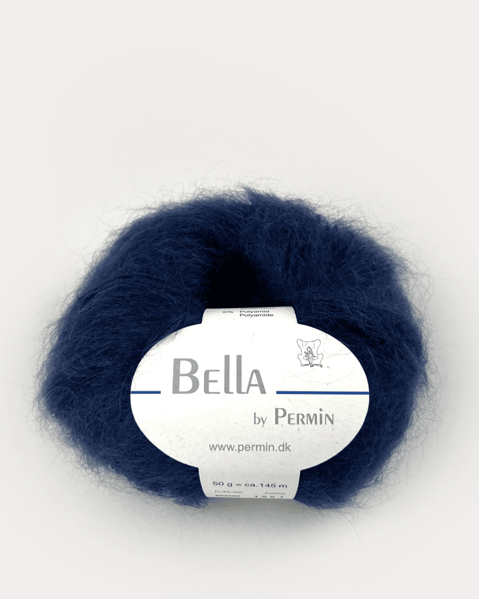 883289 Navyblue, Bella