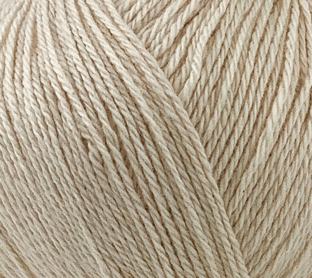 883451 Nude, Esther