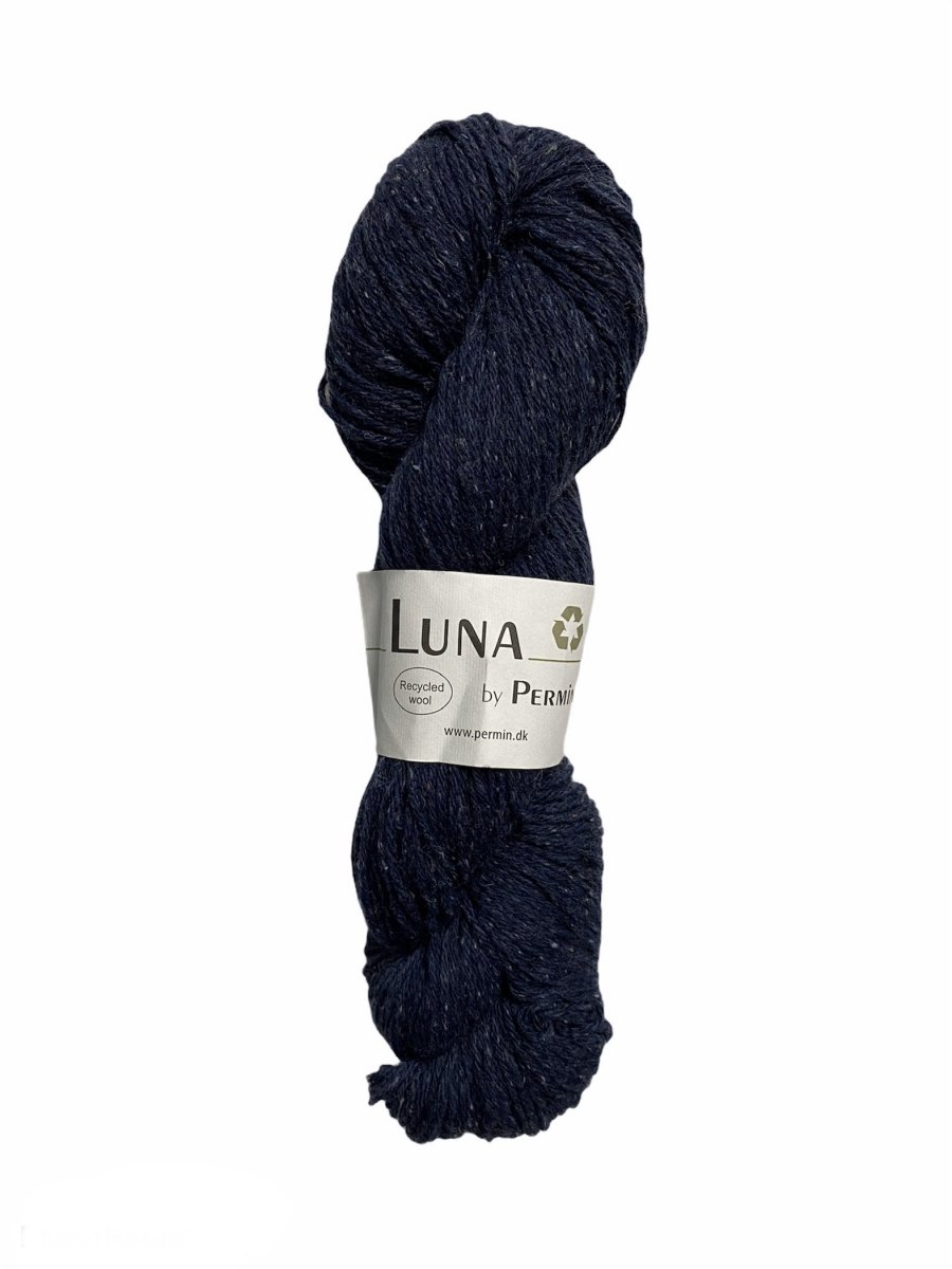 889005 Marin Luna
