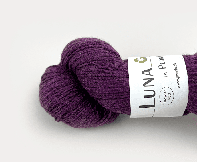 889018 Lila, Luna - 2