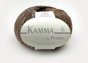 889529 Kastanjebrun, Kamma