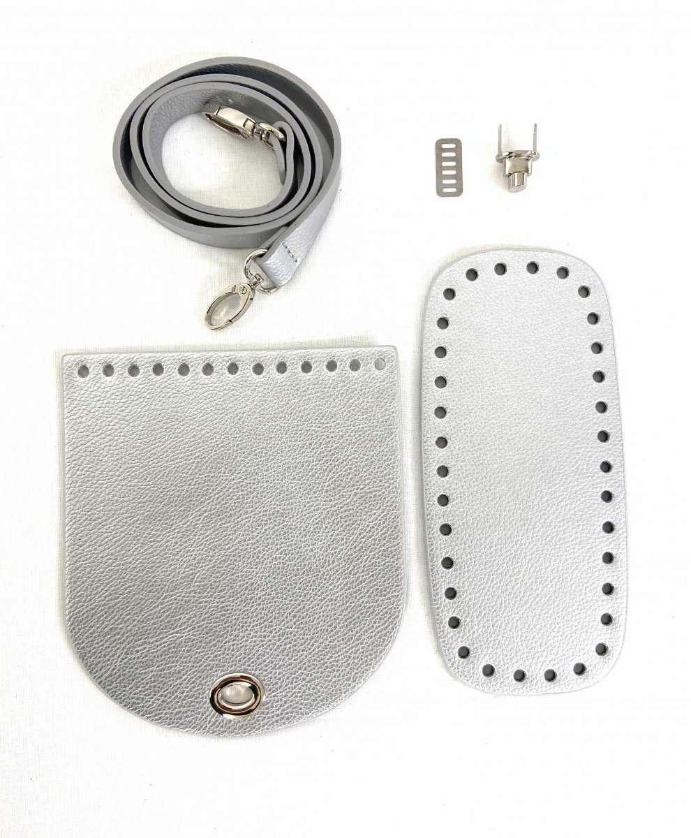Asta, Silver Väsk-kit