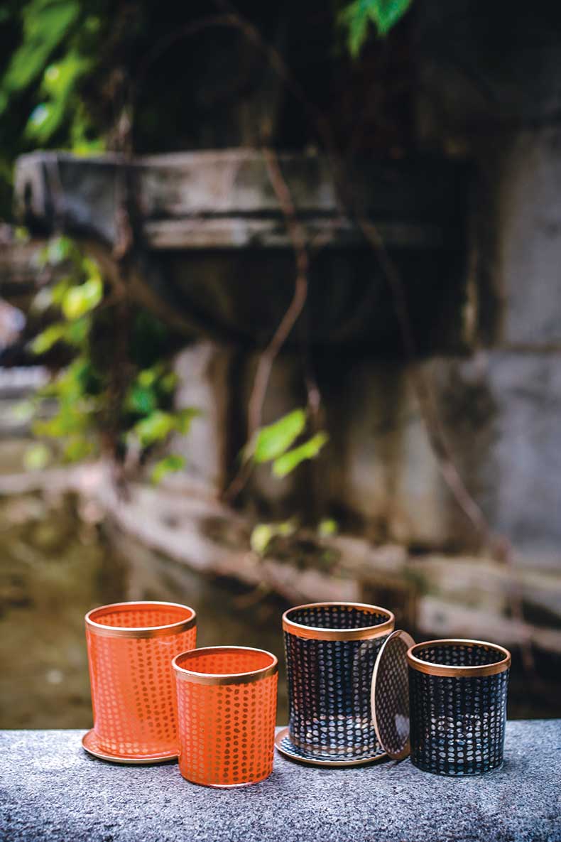 DOT VOTIVE MEDIUM ORANGE
