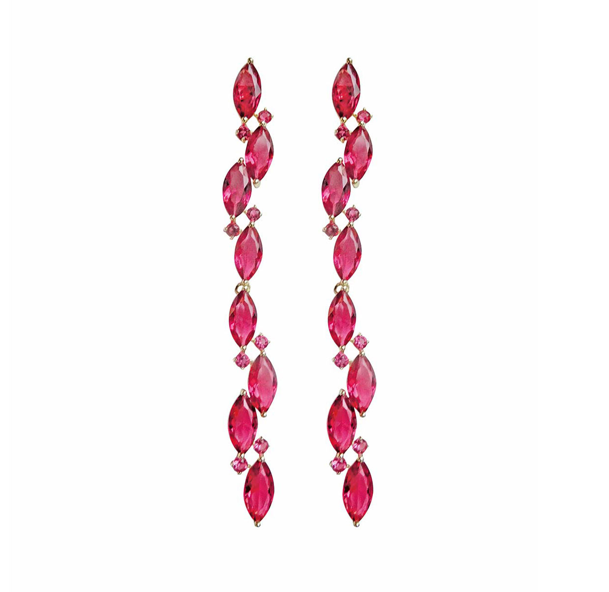 BELLA EAR RUBY