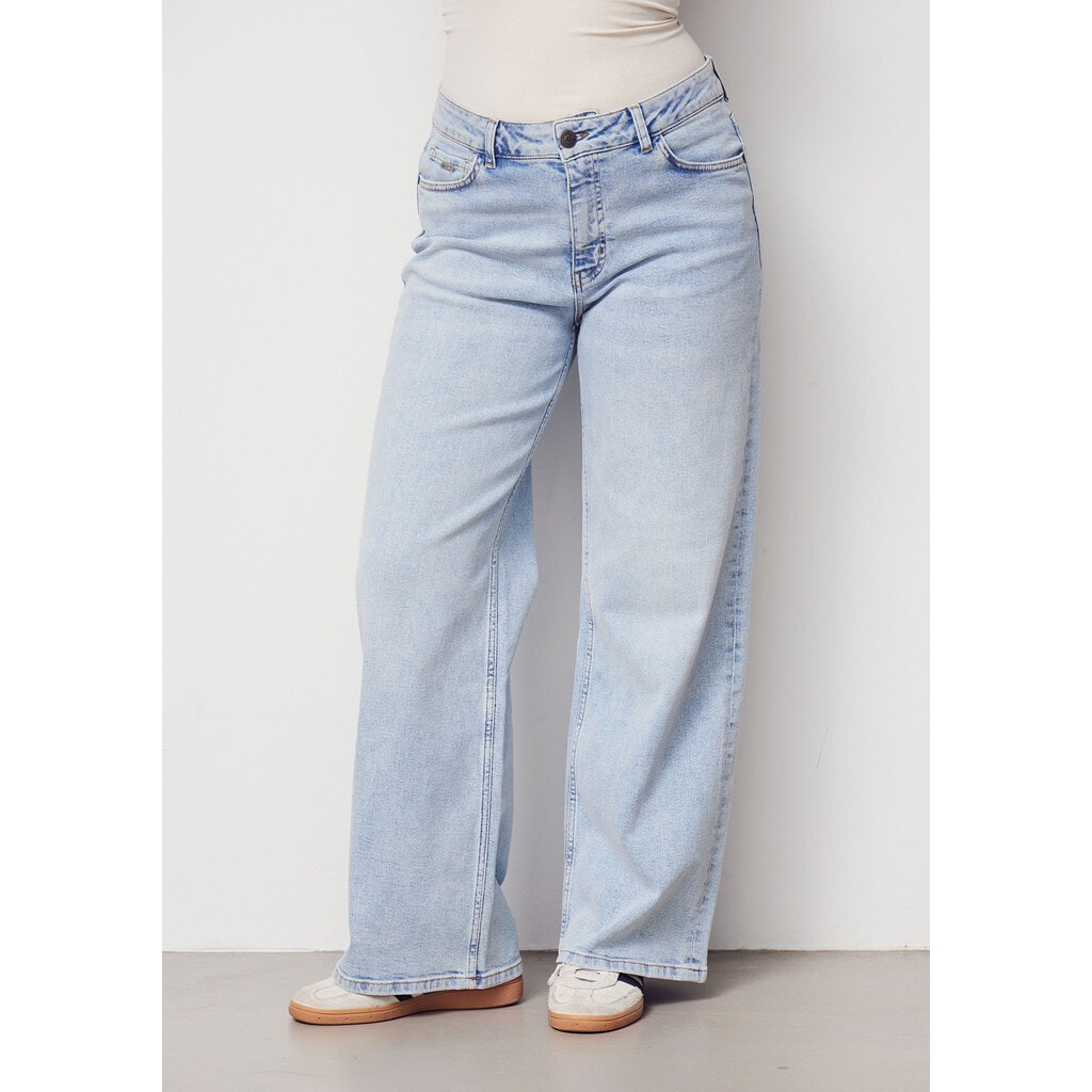 Torino Highwaist Jeans - Isay - 3