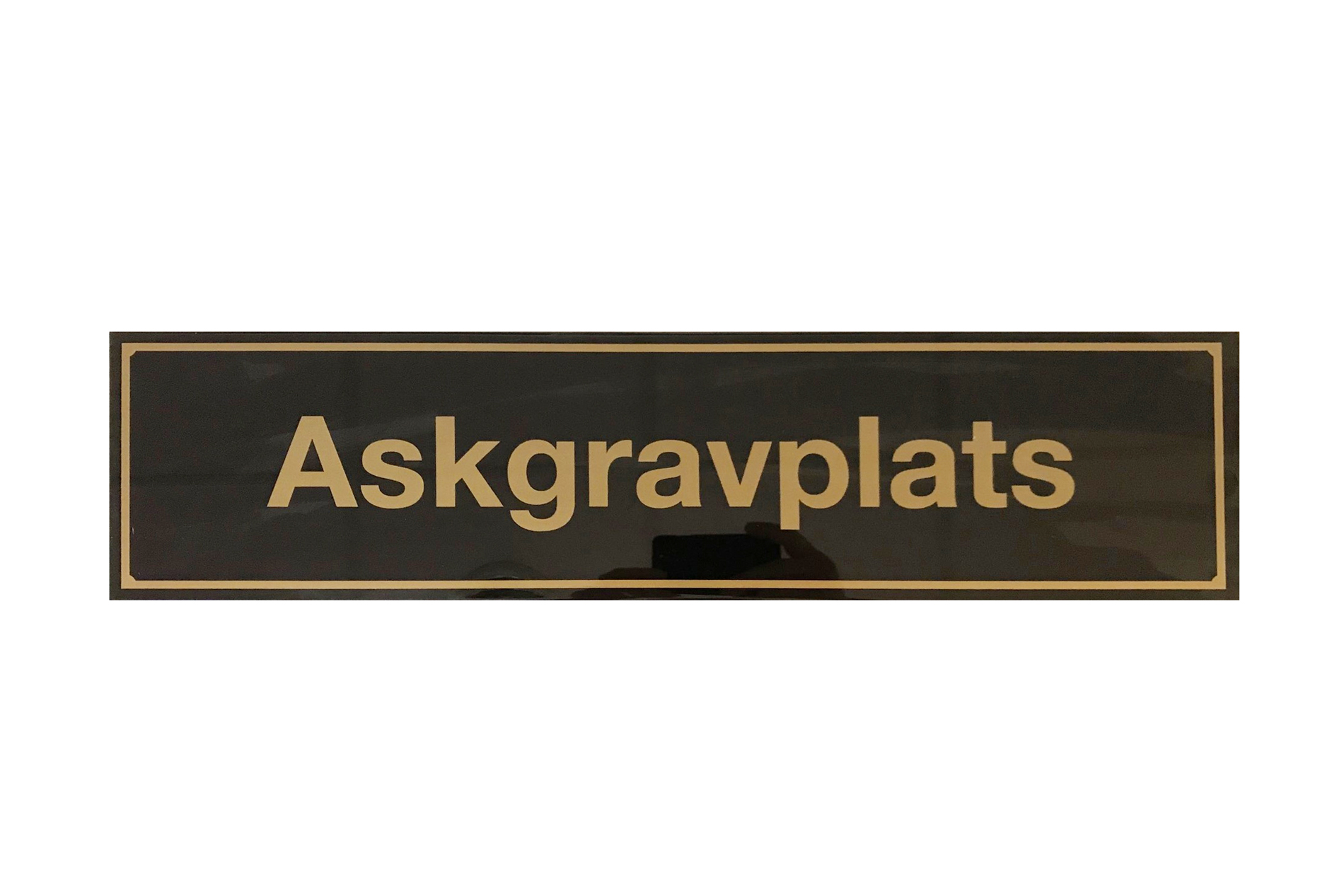 Upplysningsskylt, Askgravplats
