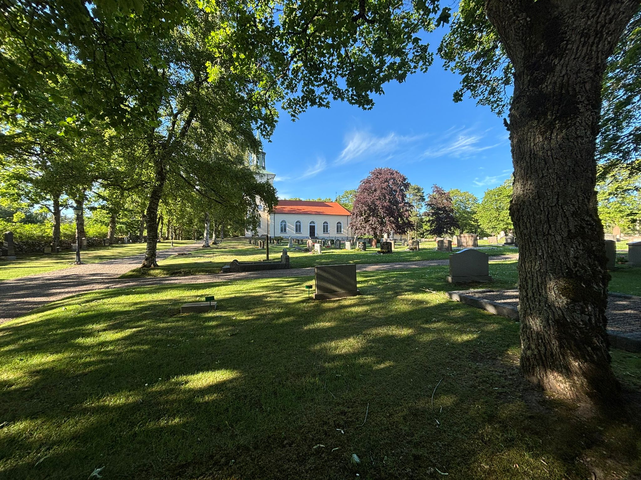 Nu är det tid för vår Det nalkas vår och det är tid att se över utrustning och material för att möta den. Kolla in parkvårdsprodukter här