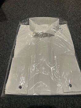 Smokingskjorta strl XXL