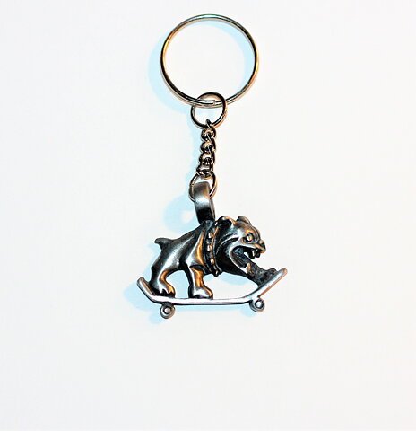 Nyckelring Bulldog skater