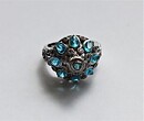 Ring med blåa topaser