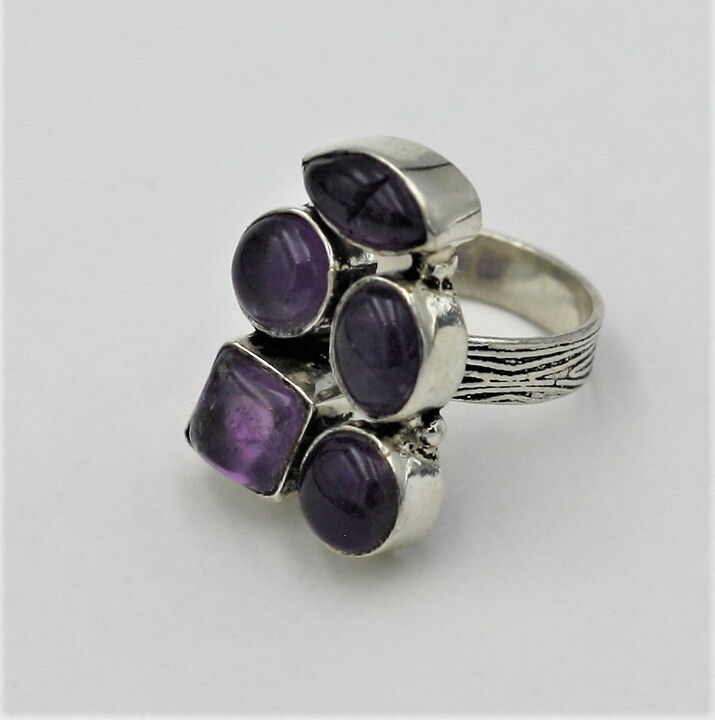 Ring med ametister stl 17