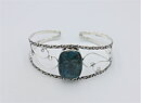 Stelt armband med apatit