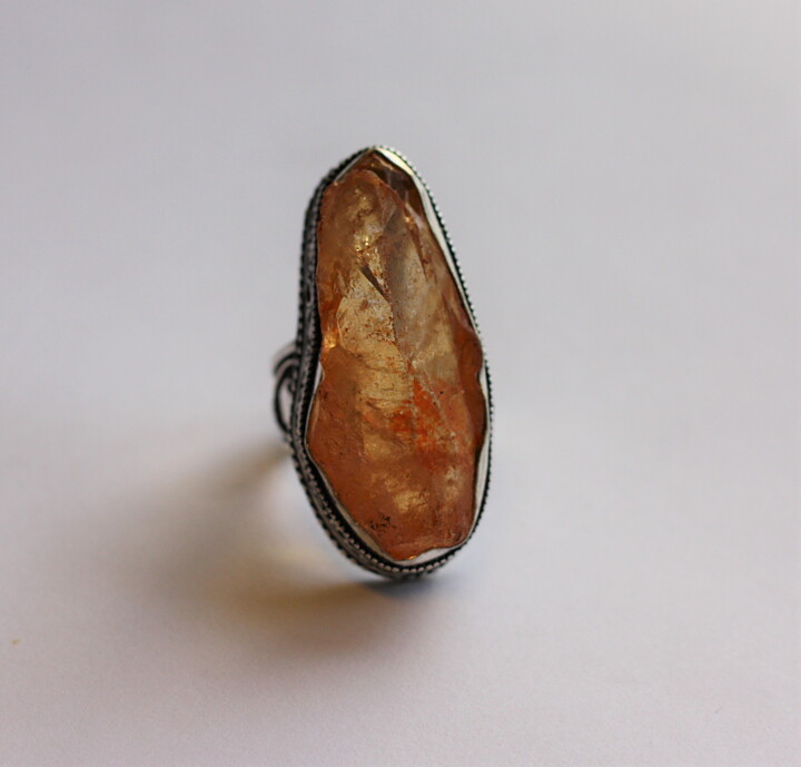 Magnifik ring med orange kvarts stl 19