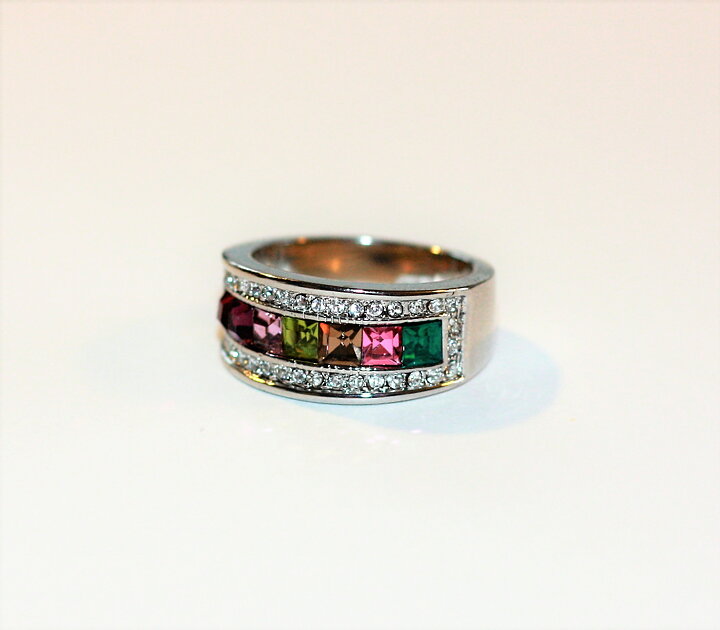 Silverfylld ring med multistenar