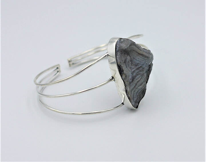 Stelt armband med desert druzy