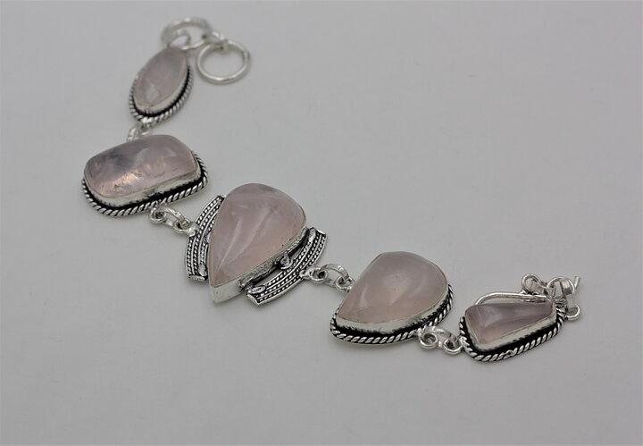 Armband med rosenkvarts
